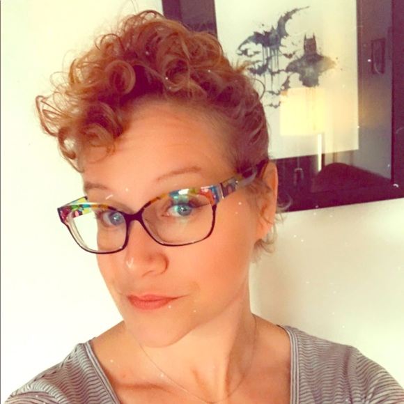 Meet your Posher, Molly - Picture 1 of 1